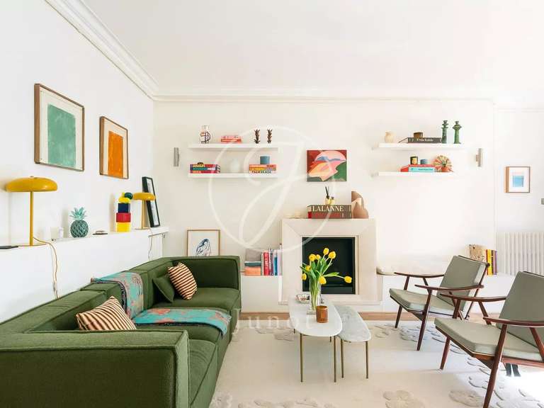 Appartement Paris 3e - 2 chambres - 99m²