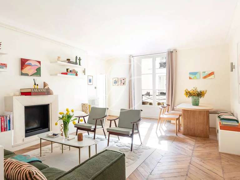 Appartement Paris 3e - 2 chambres - 99m²