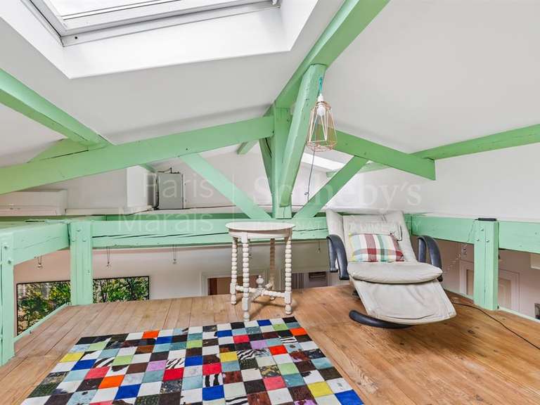 Appartement Paris 3e - 2 chambres - 105m²