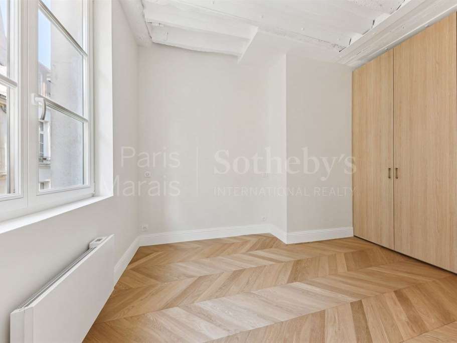 Apartment Paris 3e