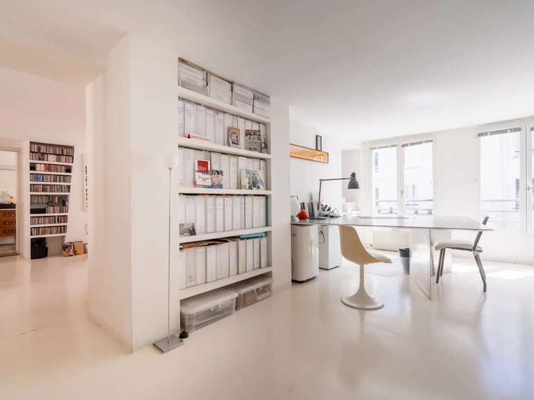 Appartement Paris 3e - 2 chambres - 115m²