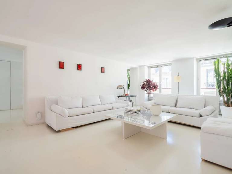 Appartement Paris 3e - 2 chambres - 115m²