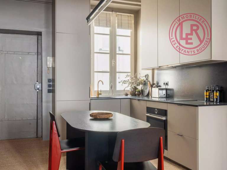 Appartement Paris 3e - 1 chambre - 76m²