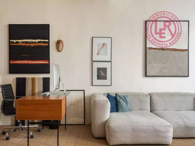 Appartement Paris 3e - 1 chambre - 76m²