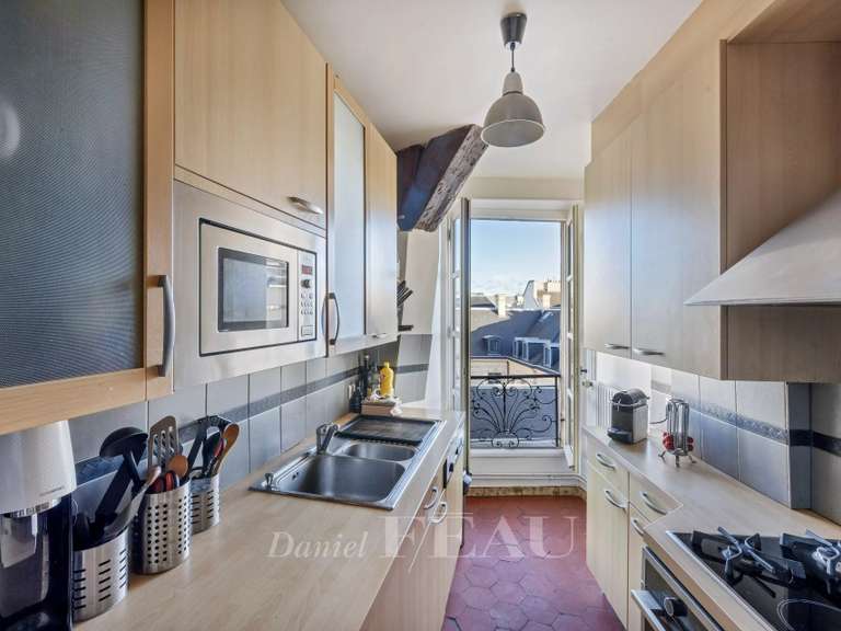 Appartement Paris 3e - 2 chambres - 123m²