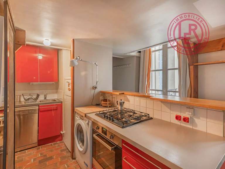 Appartement Paris 3e - 1 chambre - 63m²