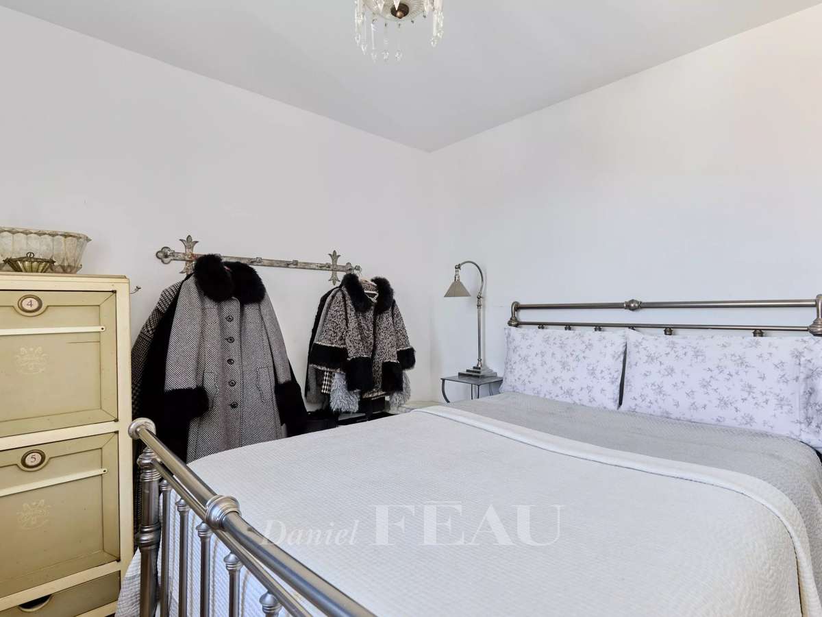 Apartment Paris 3e