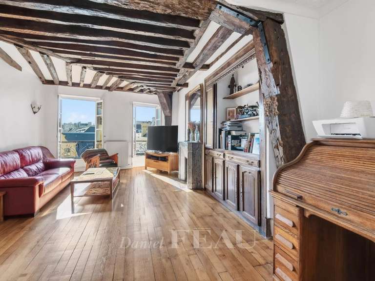Appartement Paris 3e - 2 chambres - 123m²