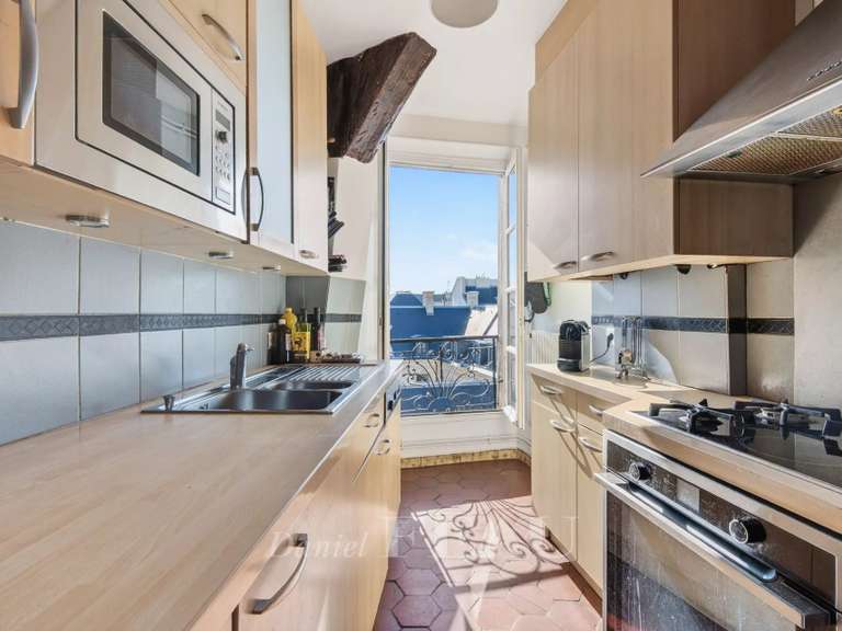 Appartement Paris 3e - 2 chambres - 123m²