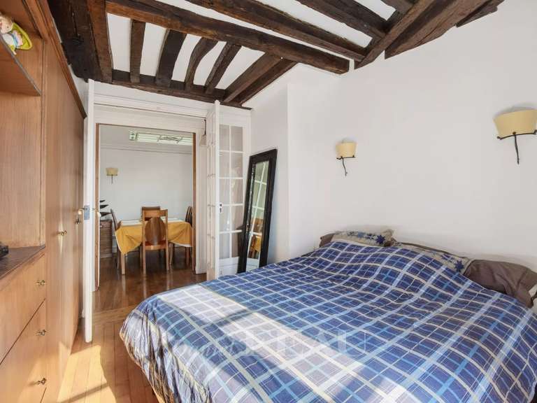 Appartement Paris 3e - 2 chambres - 123m²