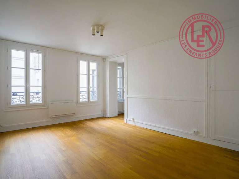 Appartement Paris 3e - 2 chambres - 84m²