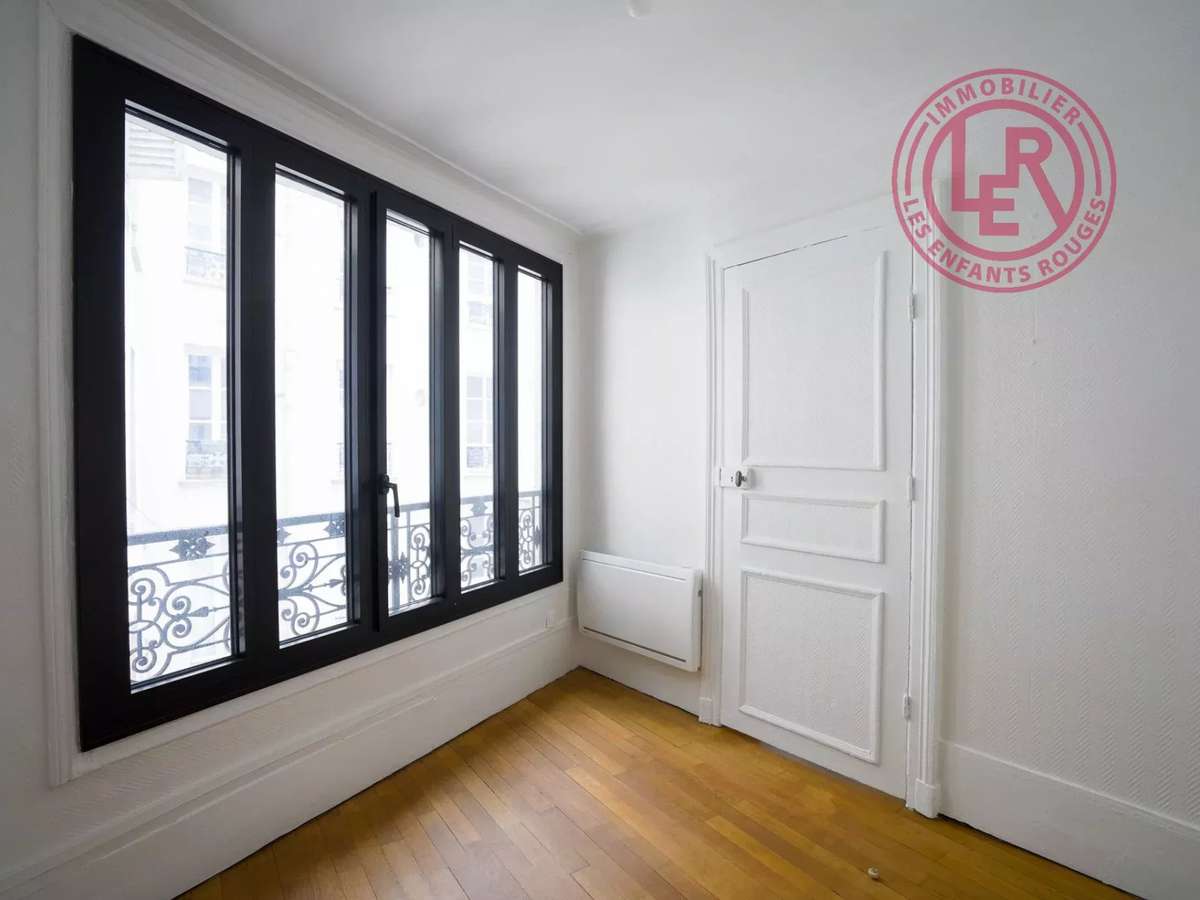 Apartment Paris 3e