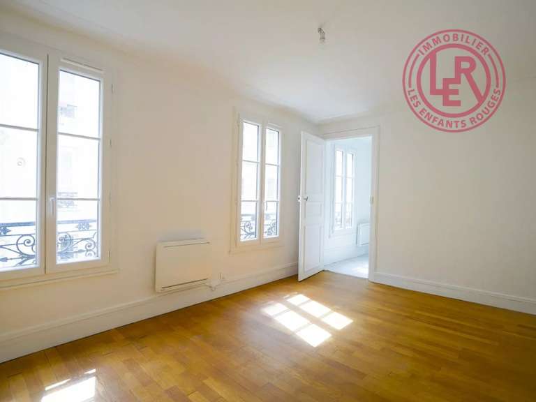 Appartement Paris 3e - 2 chambres - 84m²