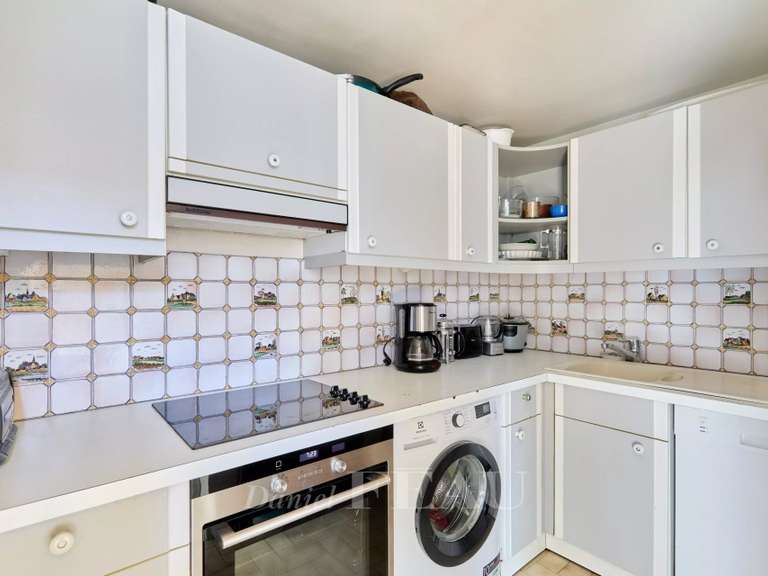 Appartement Paris 3e - 2 chambres - 114m²
