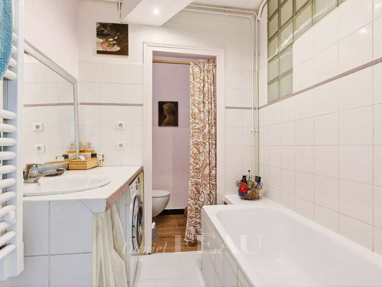 Appartement Paris 3e - 1 chambre - 88m²