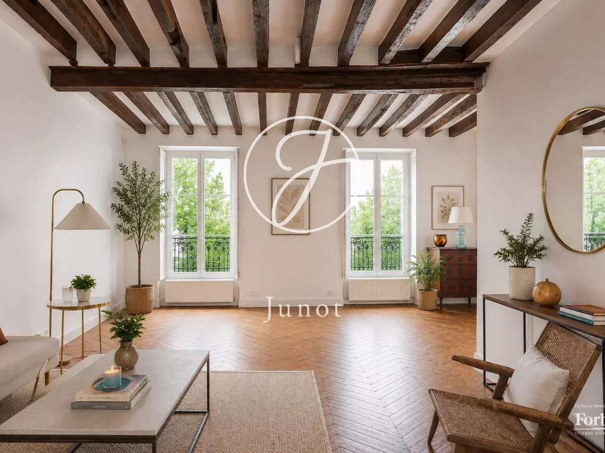 Apartment Paris 3e