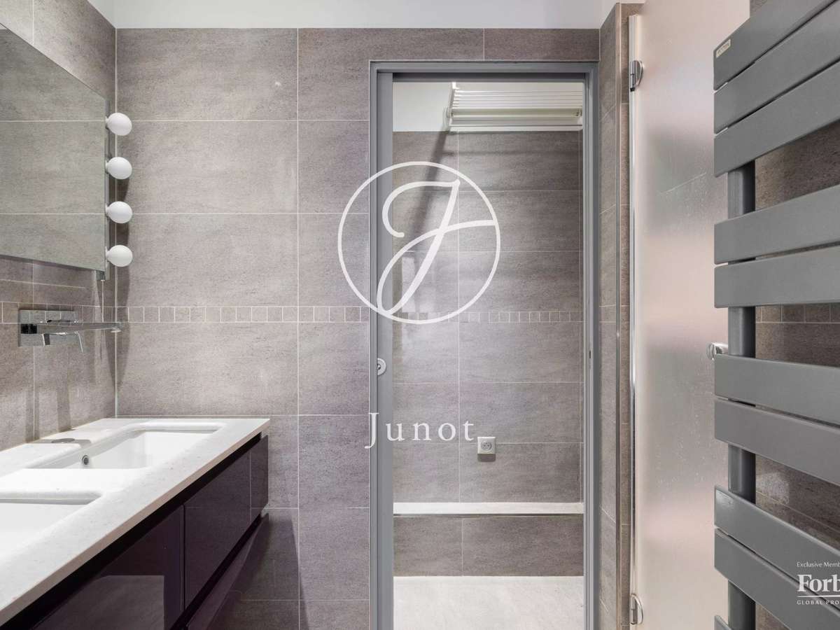 Apartment Paris 3e