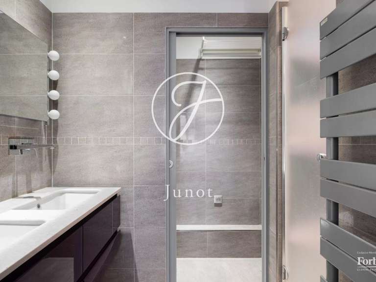Appartement Paris 3e - 2 chambres - 78m²