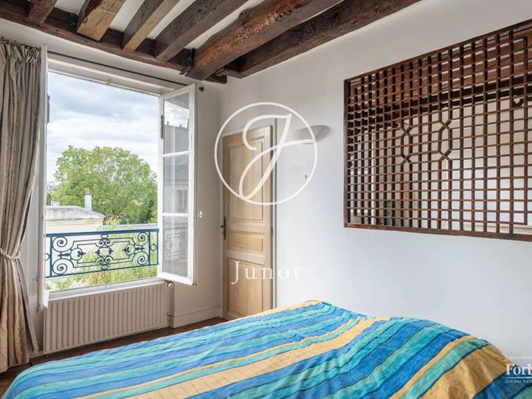 Appartement Paris 3e - 2 chambres - 78m²