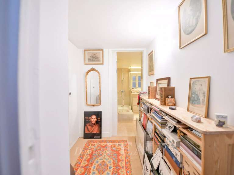 Appartement Paris 3e - 1 chambre - 85m²