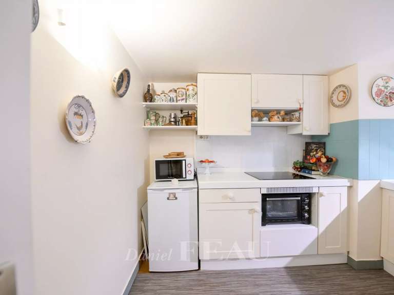 Appartement Paris 3e - 1 chambre - 85m²
