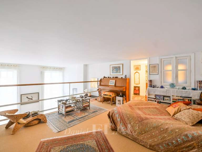 Appartement Paris 3e - 1 chambre - 85m²