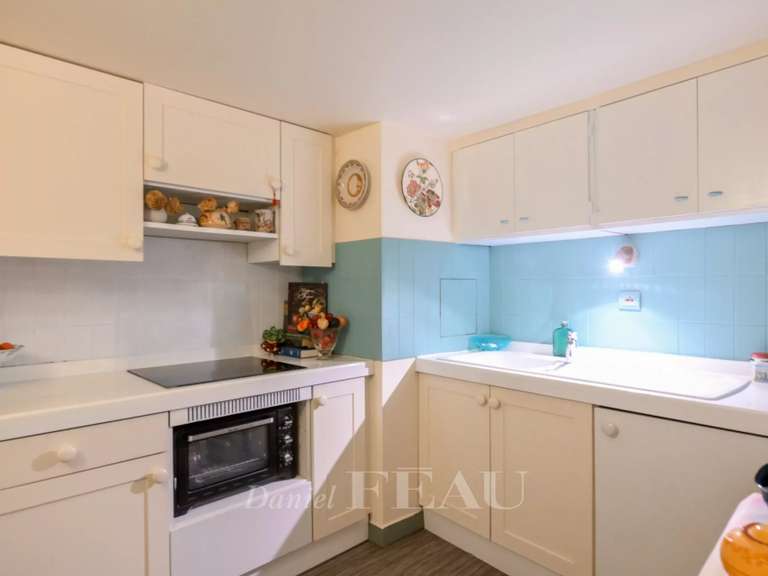 Appartement Paris 3e - 1 chambre - 85m²