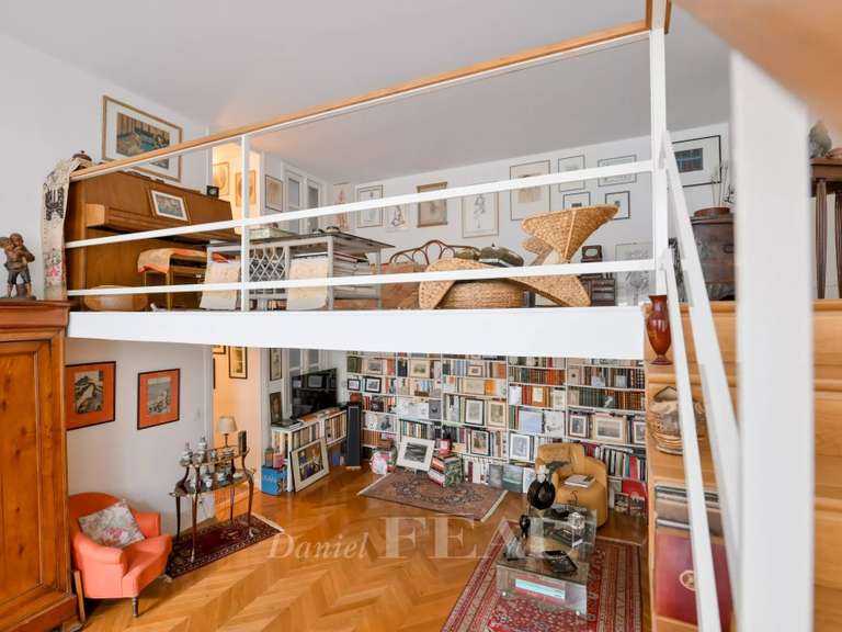 Appartement Paris 3e - 1 chambre - 85m²