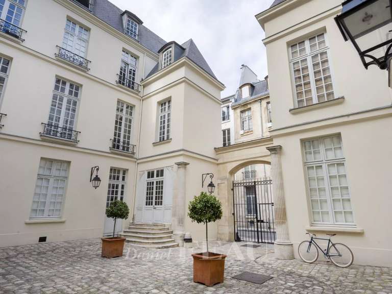 Appartement Paris 3e - 1 chambre - 85m²