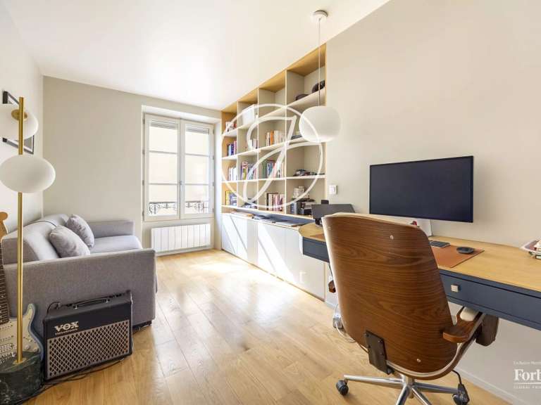 Appartement Paris 3e - 2 chambres - 87m²