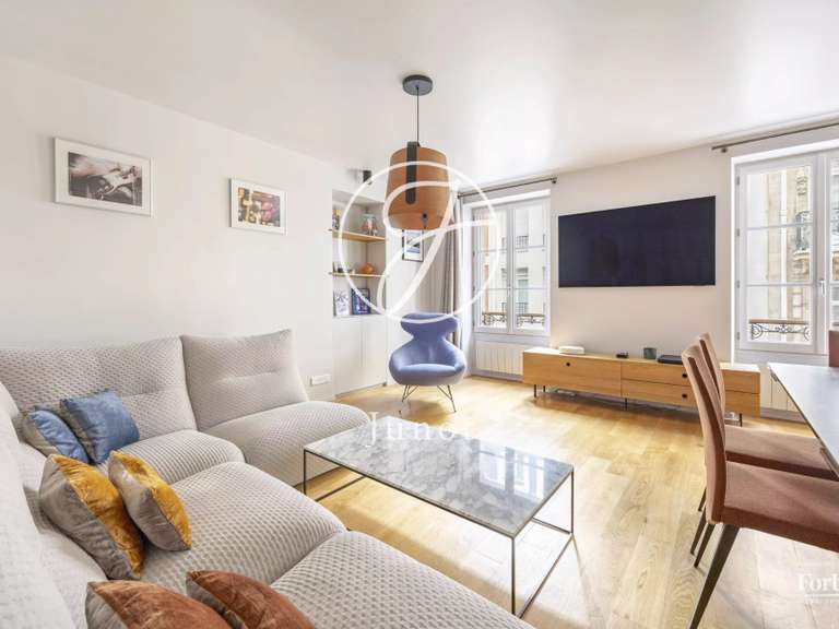 Appartement Paris 3e - 2 chambres - 87m²