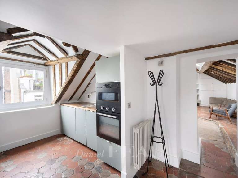 Appartement Paris 3e - 1 chambre - 67m²