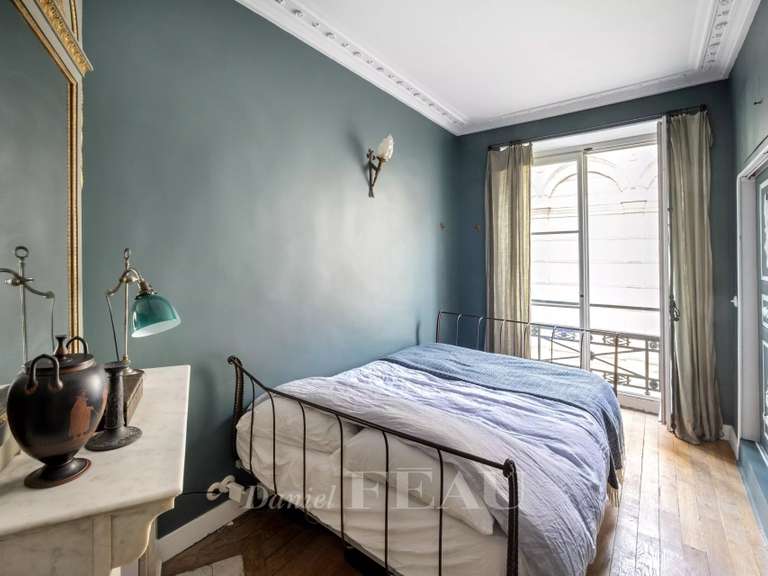 Appartement Paris 3e - 2 chambres - 75m²