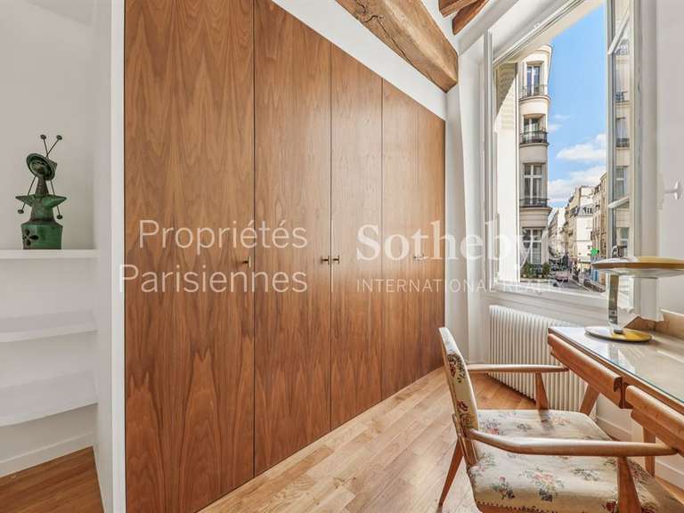 Appartement Paris 3e - 2 chambres - 60m²