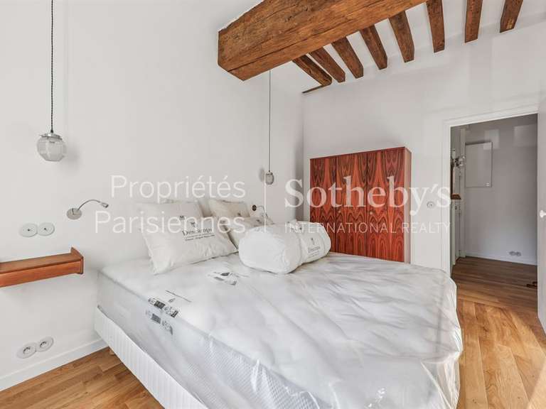 Appartement Paris 3e - 2 chambres - 60m²