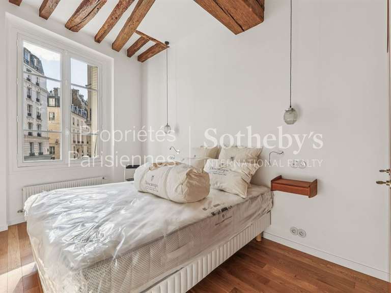 Appartement Paris 3e - 2 chambres - 60m²