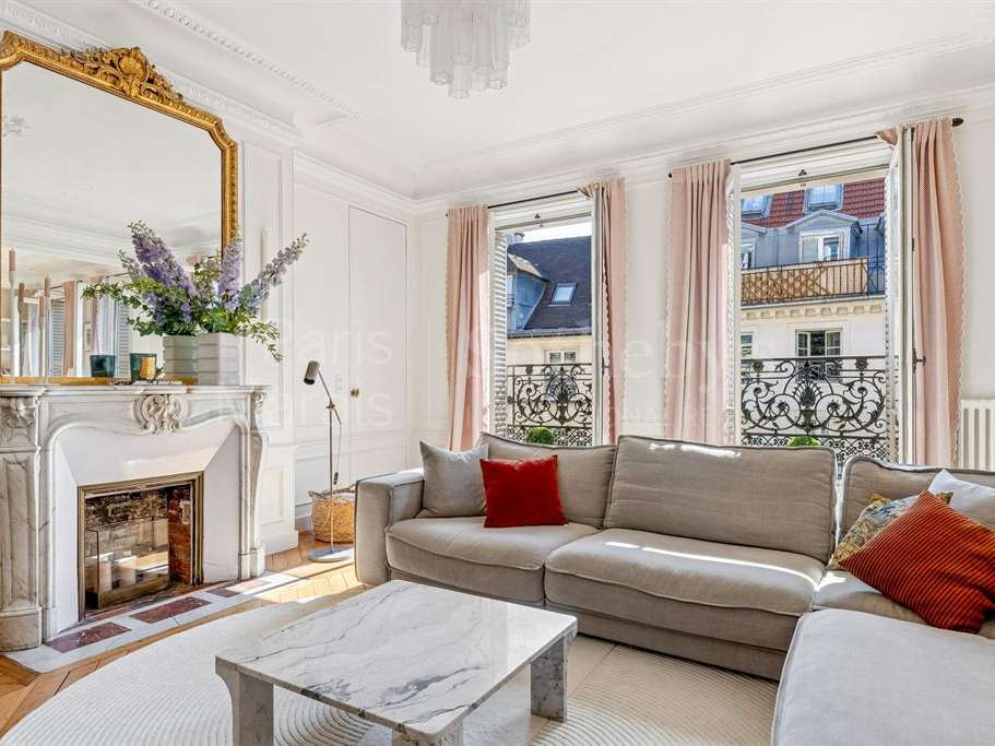 Appartement Paris 3e