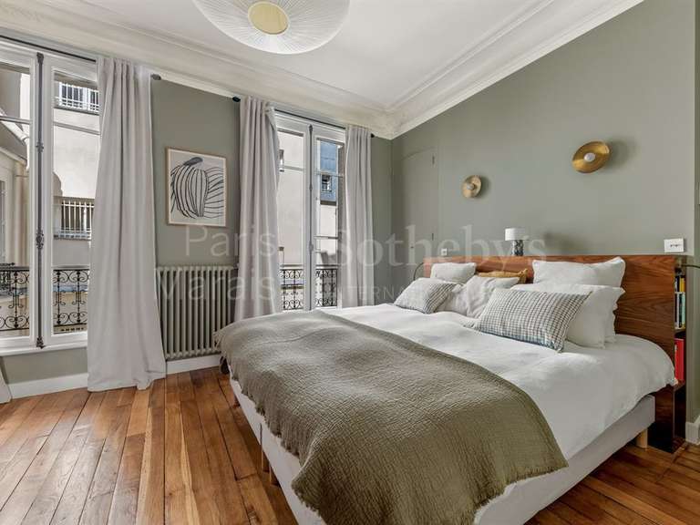 Appartement Paris 3e - 3 chambres - 138m²