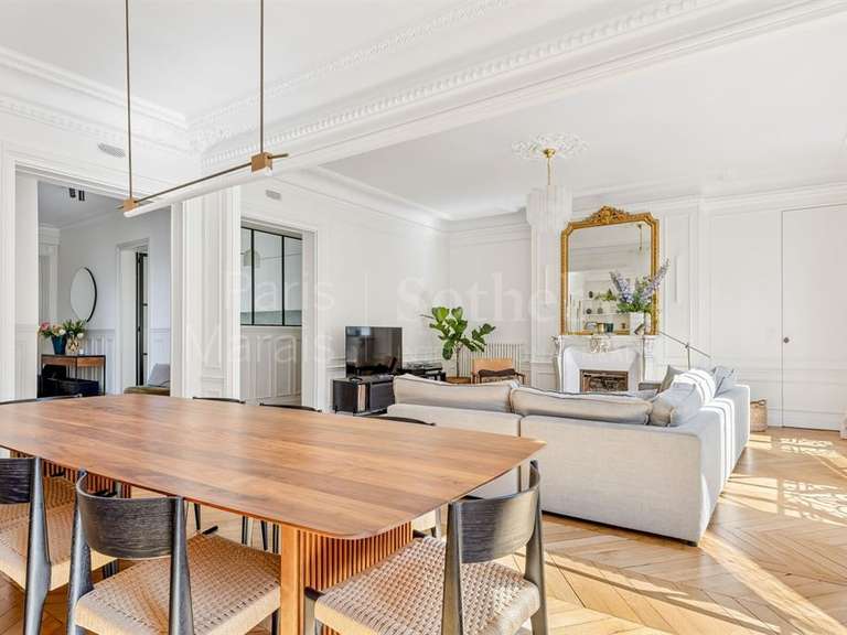Appartement Paris 3e - 3 chambres - 138m²