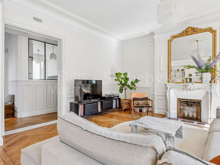 Appartement Paris 3e - 3 chambres - 138m²