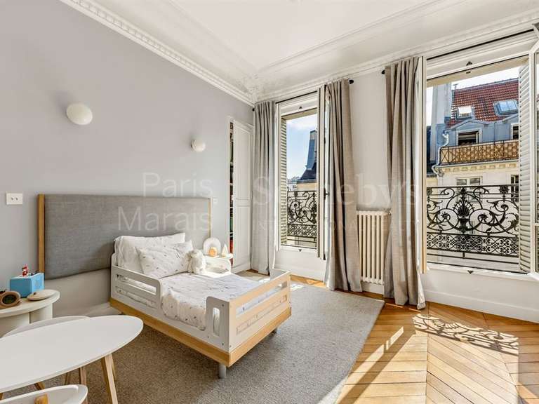 Appartement Paris 3e - 3 chambres - 138m²