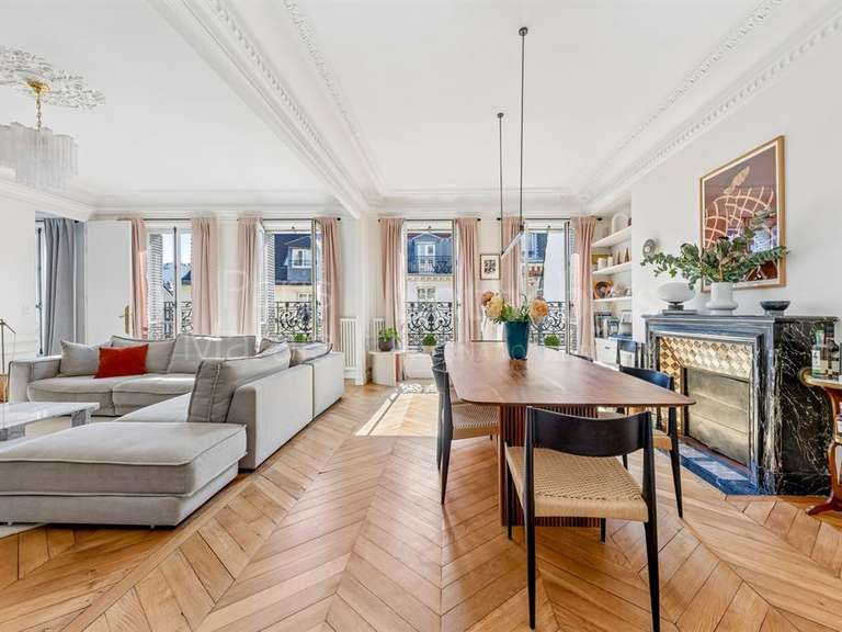Appartement Paris 3e - 3 chambres - 138m²