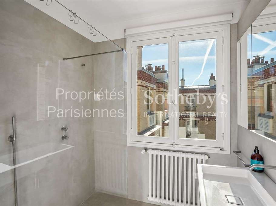 Apartment Paris 3e
