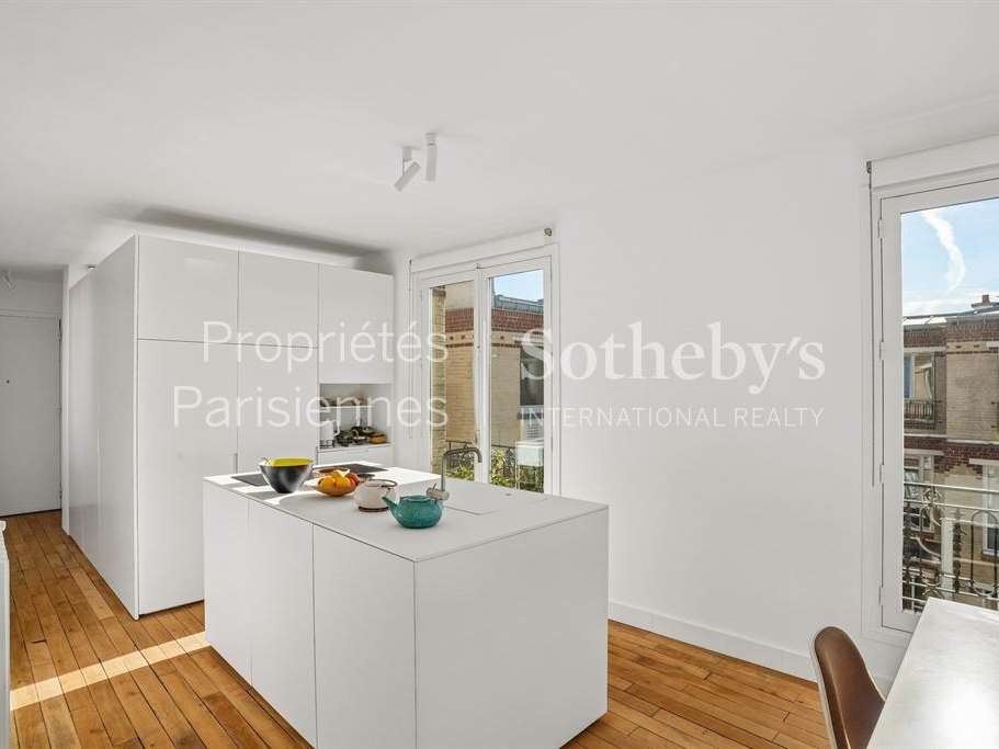 Apartment Paris 3e