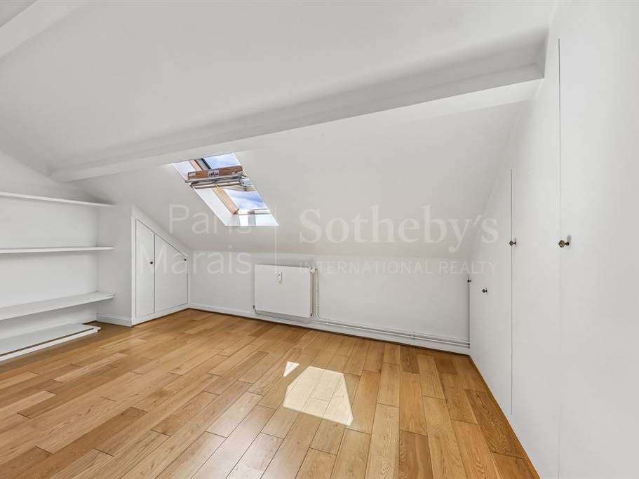 Apartment Paris 3e