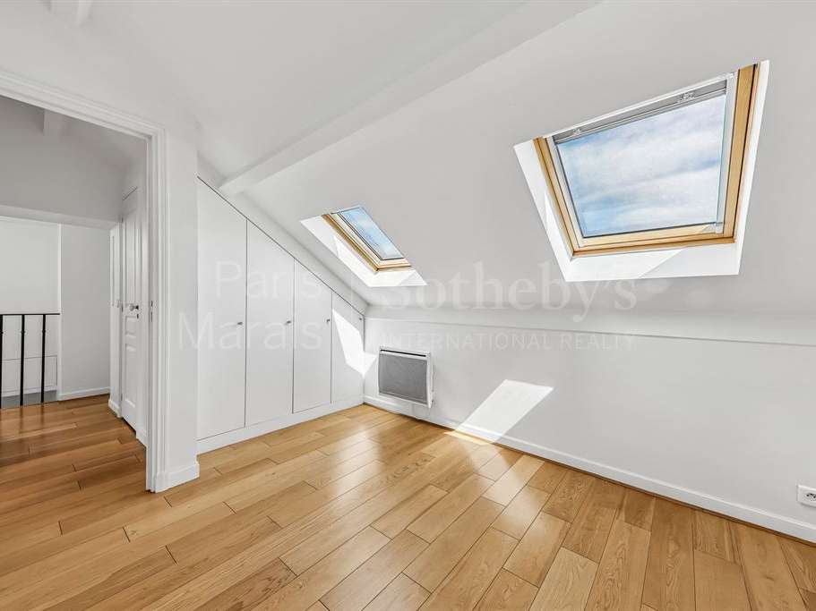 Apartment Paris 3e