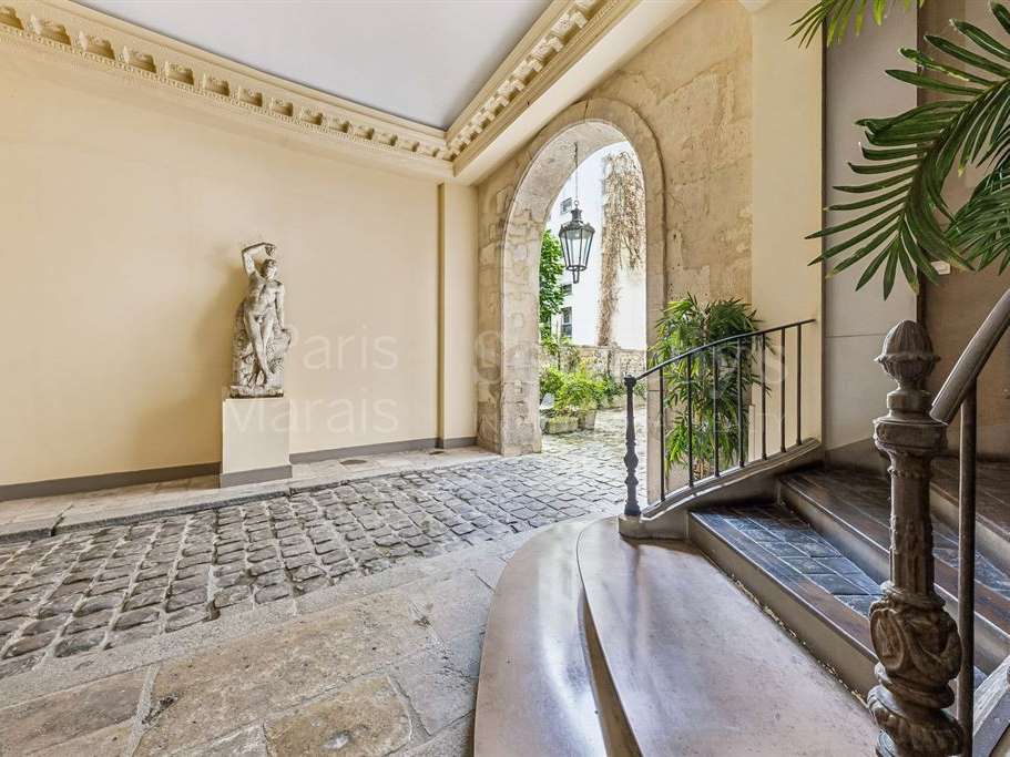 Apartment Paris 3e