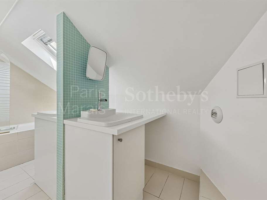 Apartment Paris 3e