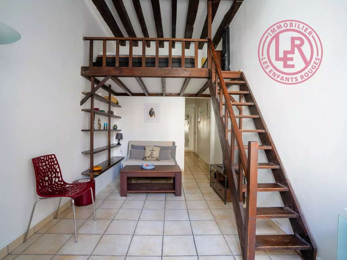 Apartment Paris 3e
