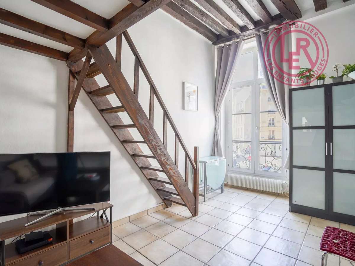 Apartment Paris 3e